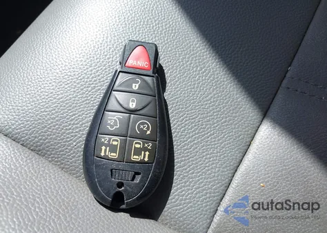 2010 Dodge Grand Caravan Sxt from USA, damaged, VIN 2D4RN5DX8AR124993